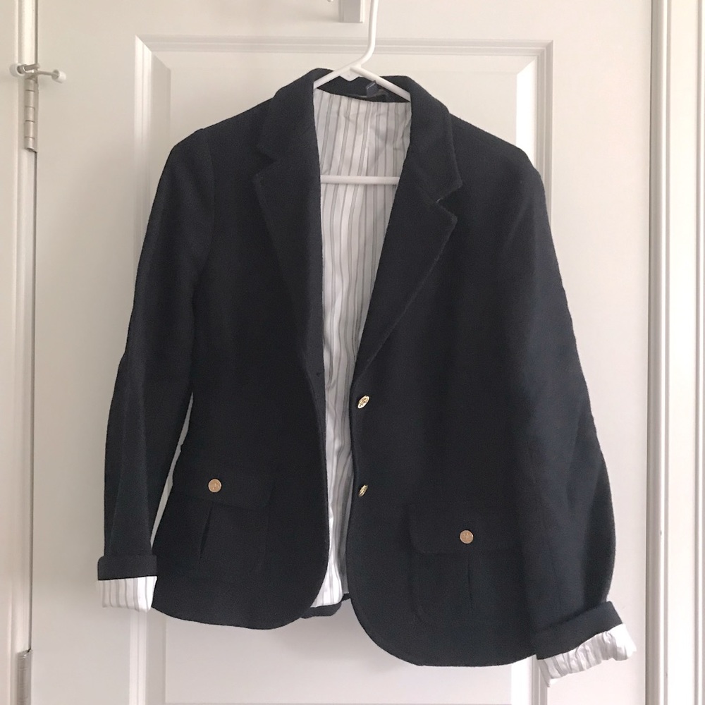 Brooks Brothers “346” wool blazer in navy, size 12 in great condition.